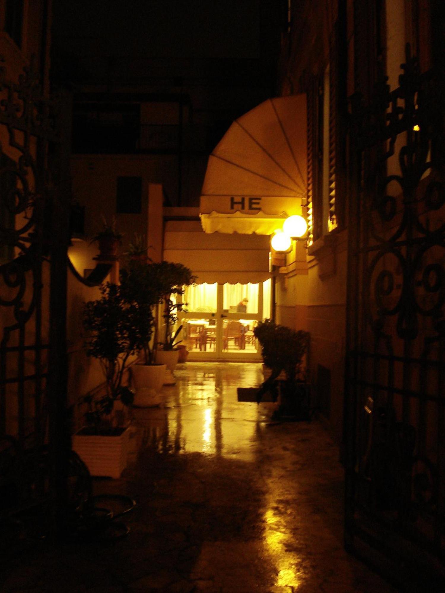 Hotel Ely Viareggio Exterior foto