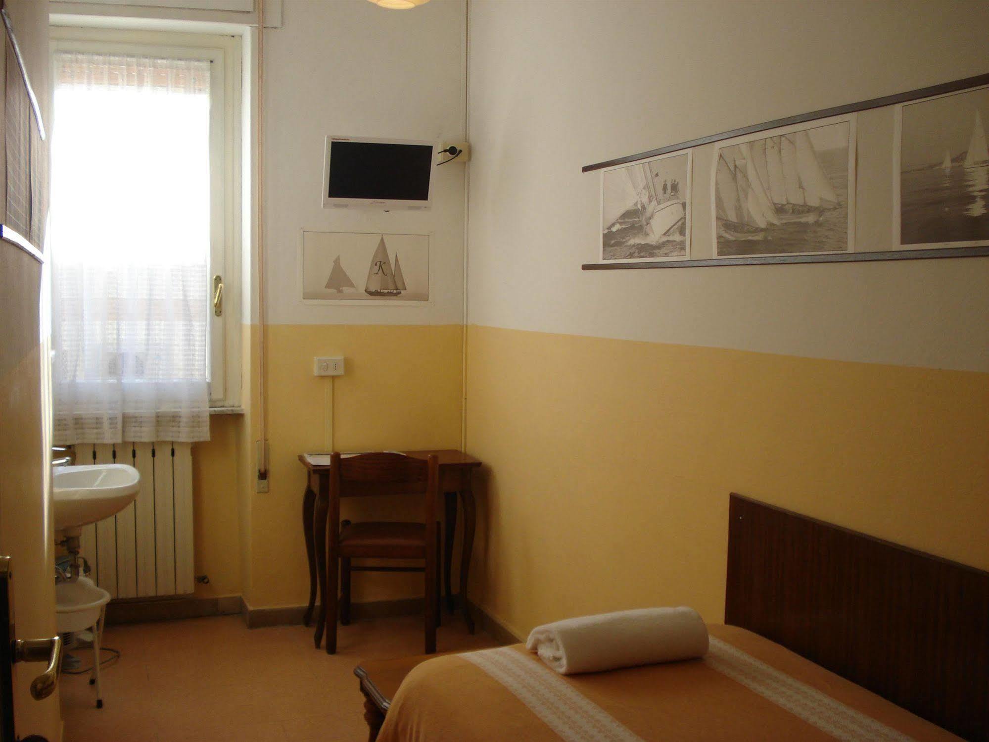 Hotel Ely Viareggio Exterior foto